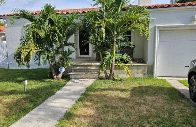 3122 SW 21st Ter - 3122 Southwest 21st Terrace, Miami, FL 33145