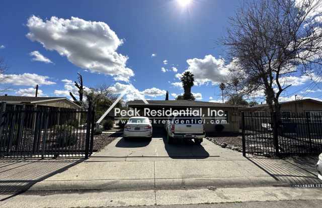 Charming 2bd/1ba Duplex near 47th Ave  Hwy 99 photos photos