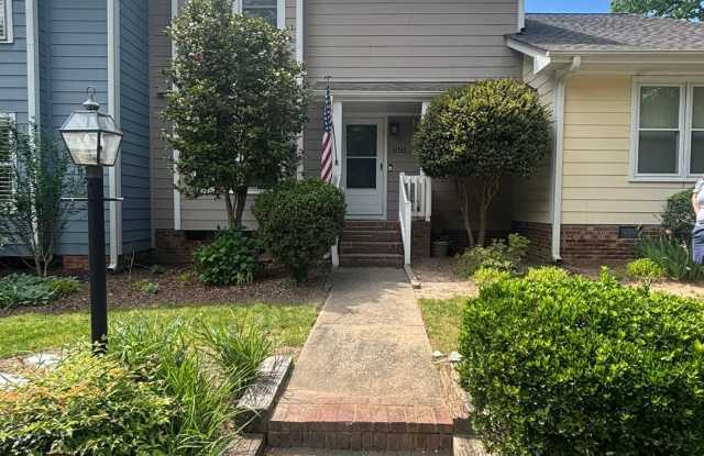 1525 Edgeside Court photos photos
