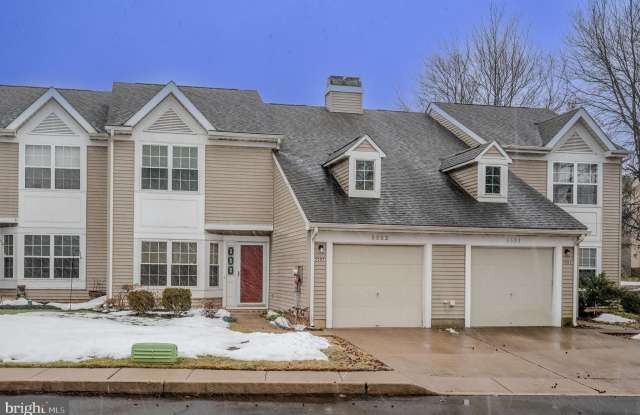 5502 CONSTITUTION Court photos photos