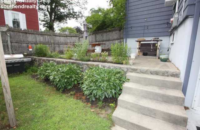 165 Lynn Fells Pkwy. photos photos