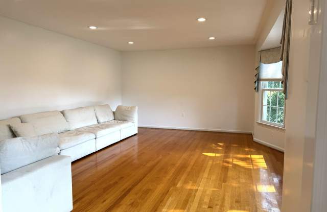 28 Ridge Road Gallery 3