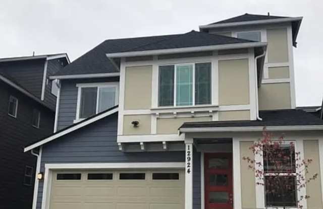 12924 31st Avenue West Gallery 4