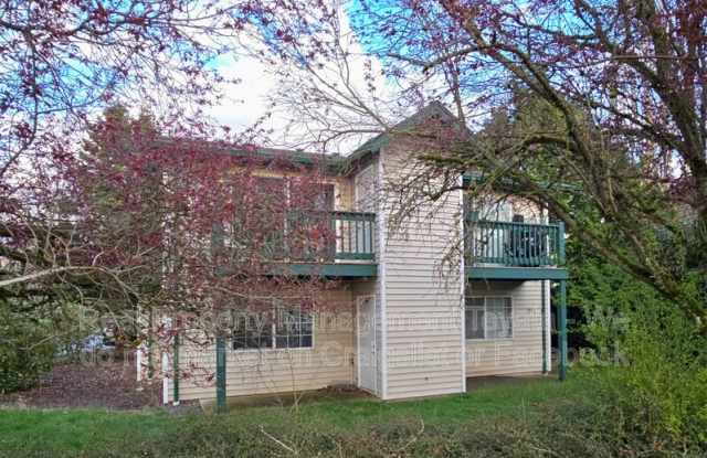 2824 Valencia St photos photos