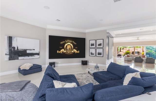 7270 Loma Alta Circle Gallery 3