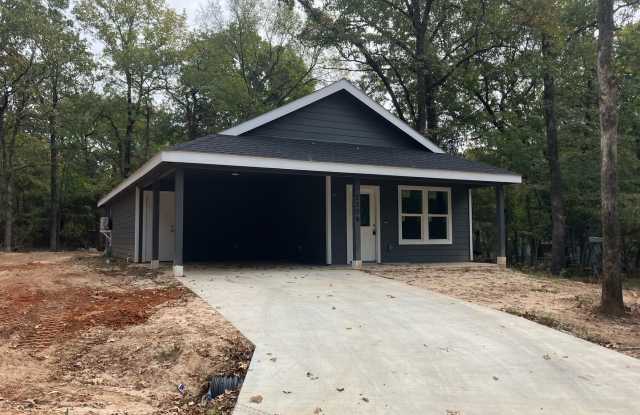 2206 Hickory St - 2206 Hickory Street, Henderson County, TX 75156