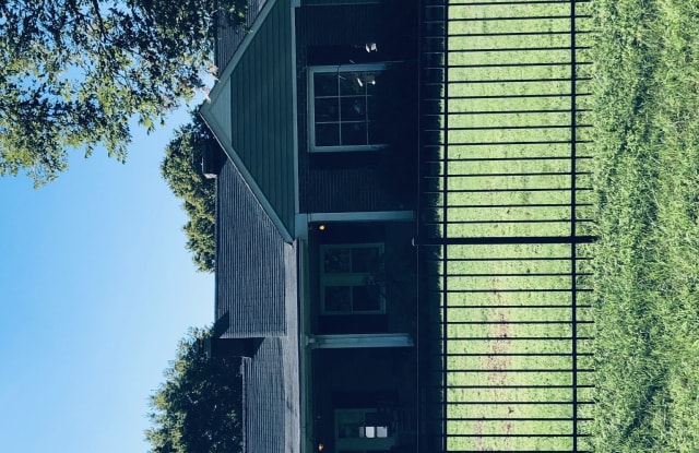 704 Florence Cir - 704 Florence Circle, Nashville, TN 37115