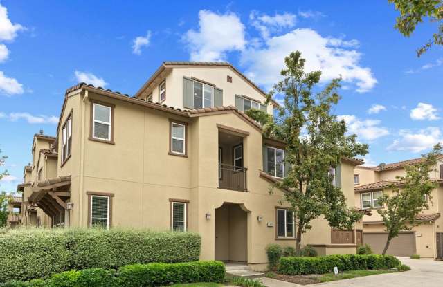 3 BED/ 3 BATH TOWNHOME AVAIABLE FOR RENT IN SAN RAMON, CA!!!! Gallery 1