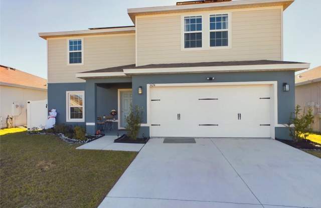 1424 FEATHER Lane Gallery 1