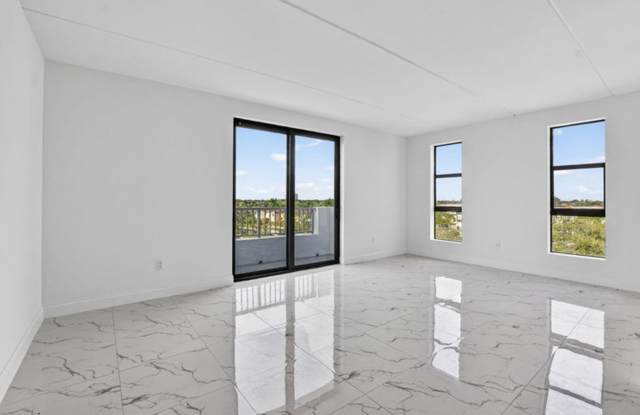 350 W Hidden Valley Boulevard 104, Boca Raton, FL 33487 Gallery 3
