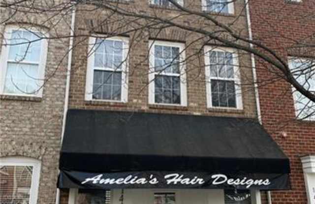 141 Market Place Avenue - 141 Market Place Ave, Mooresville, NC 28117