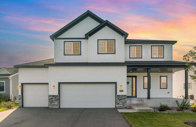 9911 32nd St NE photos photos