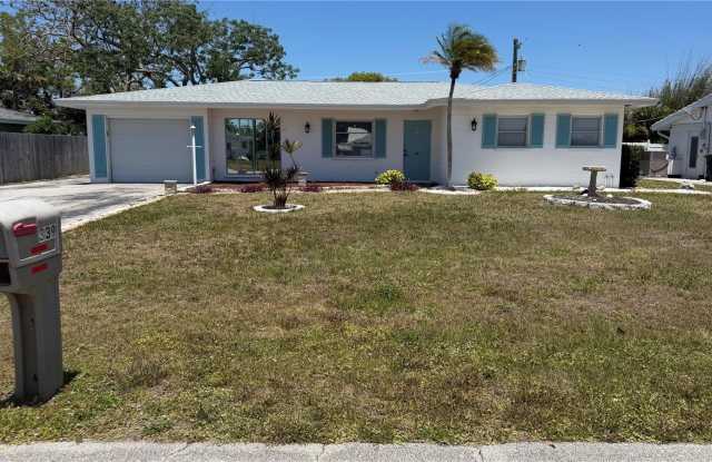 339 PINE TREE ROAD photos photos