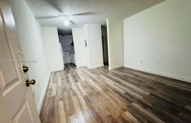 932 NW 5th St photos photos