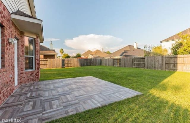 2513 sunlight lane - 2513 Sunlight Lane, Pearland, TX 77584