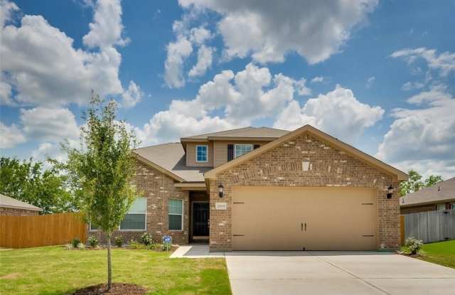215 Silverleaf Drive Gallery 1