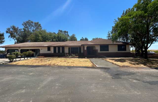 Remodeling Almost Done on this Country Home on 3 Acres - 7240 Grant Line Road, Sacramento County, CA 95624