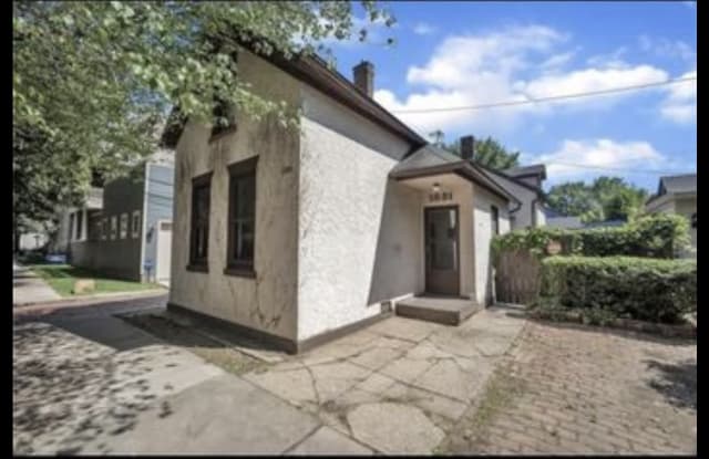 1831 W 30th St - 1831 West 30th Street, Cleveland, OH 44113