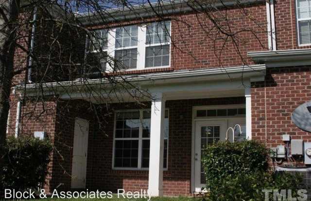 335 Longchamp Lane Gallery 2
