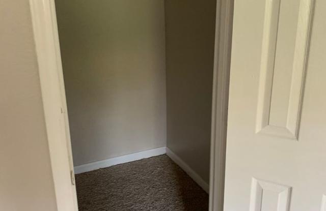 Sunset Grove Apartments Gallery 2