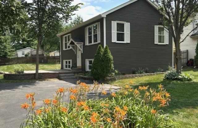 3816 Illinois St photos photos