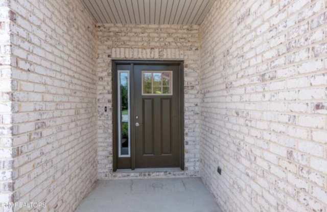 814 McCammon Avenue Gallery 4