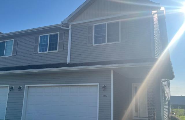 1319 4th St NW - 1319 4th Street Northwest, West Fargo, ND 58078