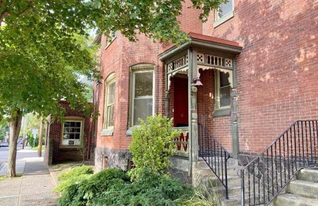 344 KING STREET photos photos