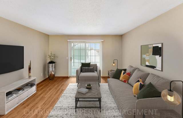 1115 Teakwood Street photos photos