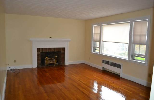 35 Oak Ave photos photos