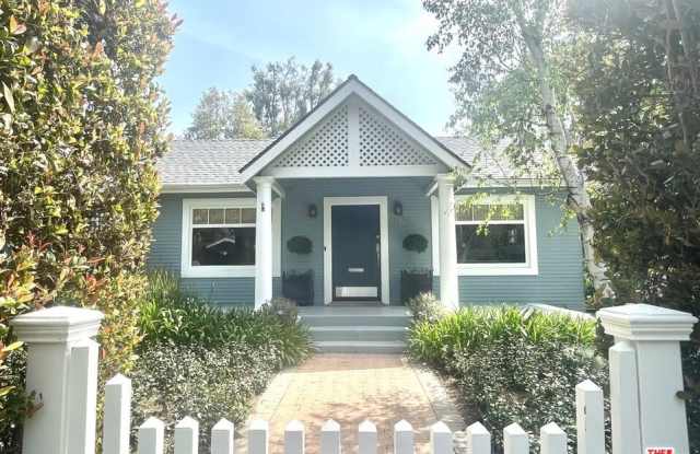 1434 N SPAULDING AVE - 1434 North Spaulding Avenue, Los Angeles, CA 90046