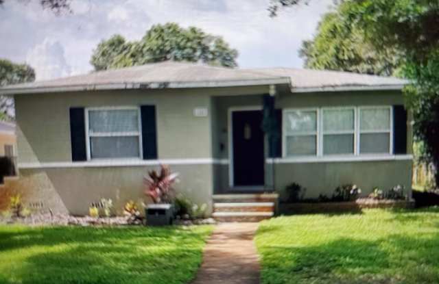 1685 21st Street North photos photos