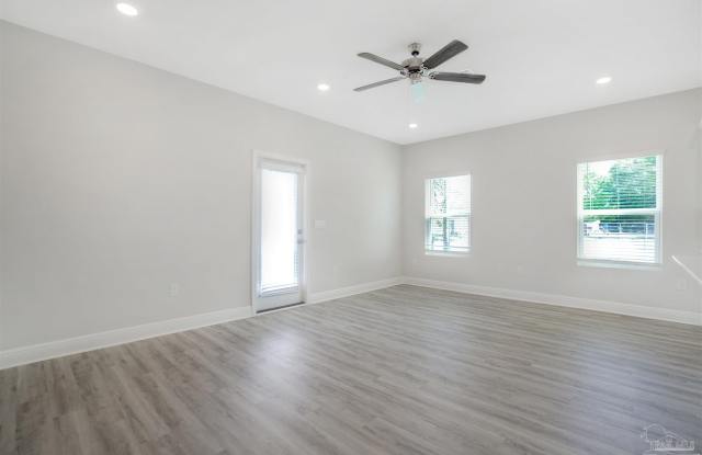 7104 Cedar Grove Way Gallery 2