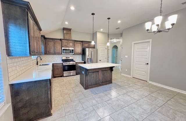 602 S Tecate Drive Gallery 2