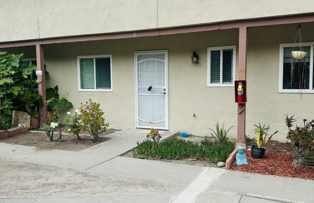 220 South El Camino Real - B Gallery 2