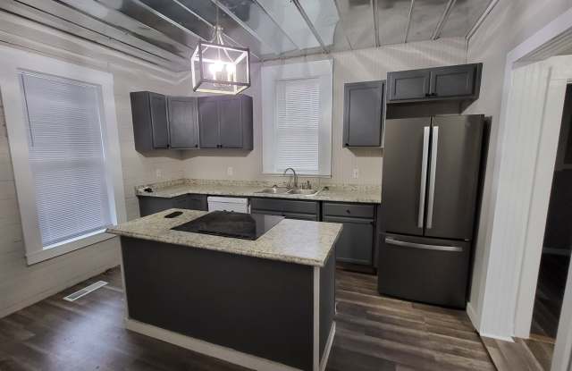 211 West Avenue, Dublin, GA photos photos