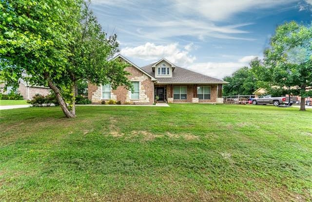 214 Harrison Court - 214 Harrison Court, Shady Shores, TX 76208