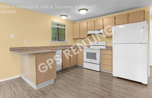 Peaceful Living in University Place – Bright, Spacious & Move-In Ready Gallery 3