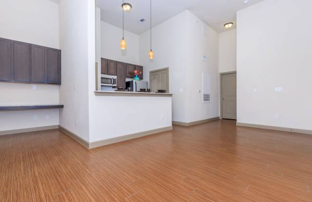 Franklin Place Gallery 3
