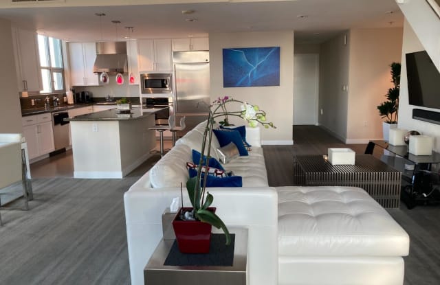 175 Saint  James  San   Jose  ,  CA   USA - 175 W Saint James St, San Jose, CA 95110