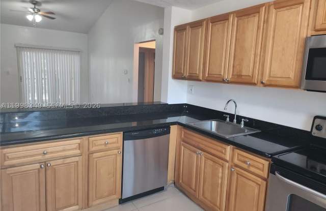 8059 SW 21 CT Gallery 3