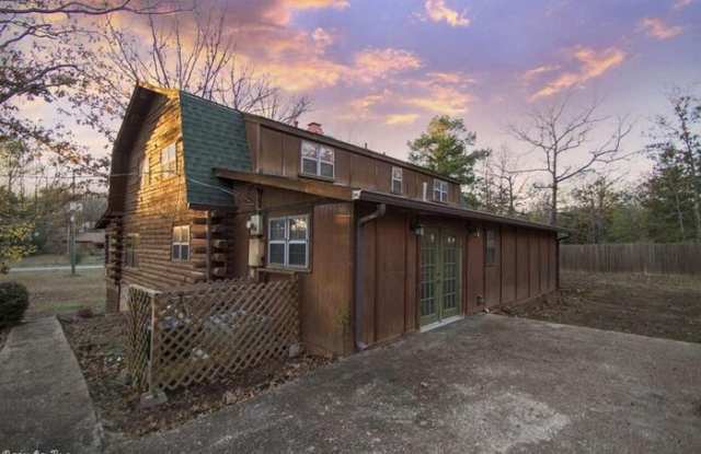 8018 Greer Road Gallery 2