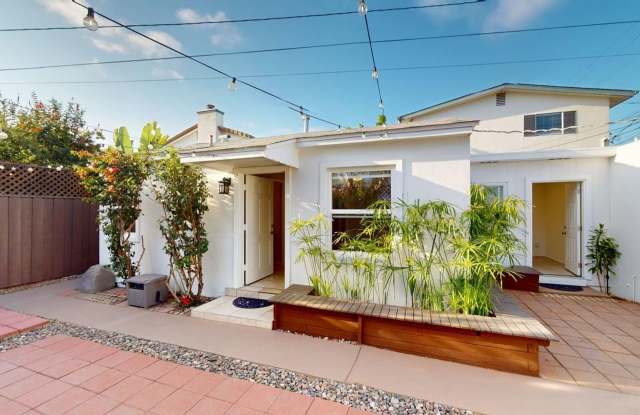 Rare and Private Coronado Back House with Expansive Patio plus Casita photos photos
