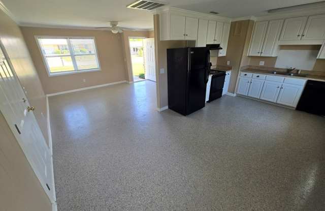 52 Caprice Ct. Gallery 4