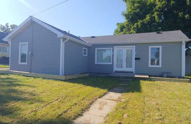 611 East Sumner Street photos photos