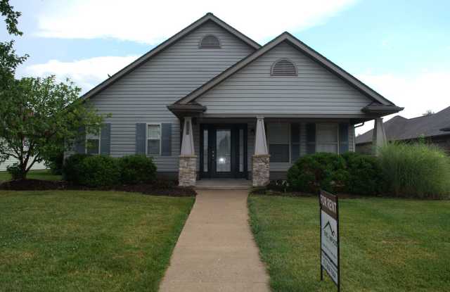 Large 2 Bed 2 Bath House With Lawncare Provided! photos photos