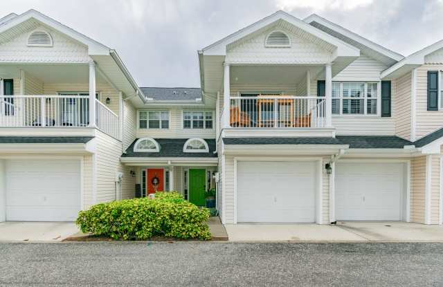 505 Ashley Dr - 505 Ashley Drive, Dunedin, FL 34698