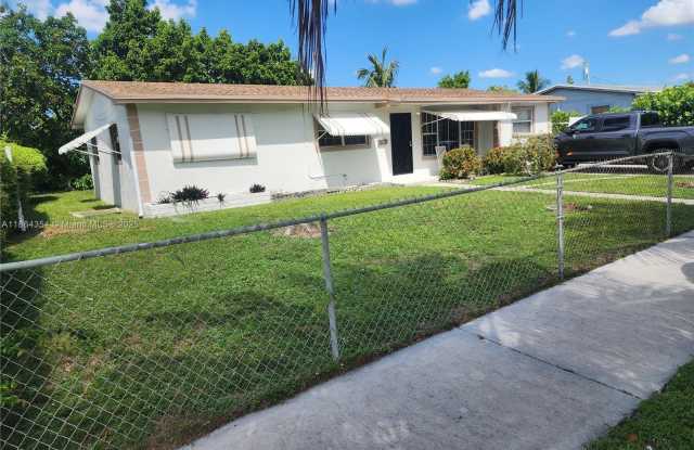 17200 NW 11th Ave photos photos