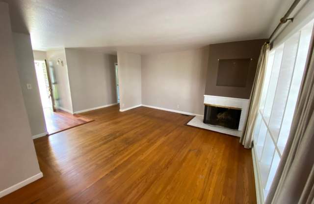 1806 Magnolia Way Gallery 3