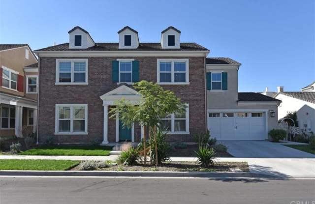 106 Sideways - 106 Sideways, Irvine, CA 92618